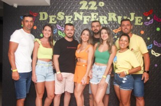 
<a style='margin-left: 5px;' class='btn btn-xs btn-social btn-facebook' href='https://www.facebook.com/sharer/sharer.php?u=https://www.galeramix.com.br/imagem/a128/800-800-90/conteudo/site_galerias/128/desenferruje-baile-de-carnaval-de-casais-em-tijucas-81.jpg' rel='popup' data-width='500' data-height='400'><i class='fa fa-facebook'></i>Compartilhar <span class='hidden-xs'>no Facebook</span>
</a> 
<a class='btn btn-default btn-xs' target='_blank' href='imagem/a128/800-800-90/conteudo/site_galerias/128/desenferruje-baile-de-carnaval-de-casais-em-tijucas-81.jpg'>
<span class='glyphicon glyphicon-cloud-download'></span> Salvar
</a>
