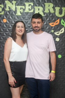 
<a style='margin-left: 5px;' class='btn btn-xs btn-social btn-facebook' href='https://www.facebook.com/sharer/sharer.php?u=https://www.galeramix.com.br/imagem/a128/800-800-90/conteudo/site_galerias/128/desenferruje-baile-de-carnaval-de-casais-em-tijucas-93.jpg' rel='popup' data-width='500' data-height='400'><i class='fa fa-facebook'></i>Compartilhar <span class='hidden-xs'>no Facebook</span>
</a> 
<a class='btn btn-default btn-xs' target='_blank' href='imagem/a128/800-800-90/conteudo/site_galerias/128/desenferruje-baile-de-carnaval-de-casais-em-tijucas-93.jpg'>
<span class='glyphicon glyphicon-cloud-download'></span> Salvar
</a>
