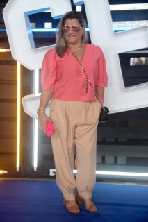 
<a style='margin-left: 5px;' class='btn btn-xs btn-social btn-facebook' href='https://www.facebook.com/sharer/sharer.php?u=https://www.galeramix.com.br/imagem/a129/800-800-90/conteudo/site_galerias/129/img0617.jpg' rel='popup' data-width='500' data-height='400'><i class='fa fa-facebook'></i>Compartilhar <span class='hidden-xs'>no Facebook</span>
</a> 
<a class='btn btn-default btn-xs' target='_blank' href='imagem/a129/800-800-90/conteudo/site_galerias/129/img0617.jpg'>
<span class='glyphicon glyphicon-cloud-download'></span> Salvar
</a>
