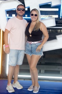 
<a style='margin-left: 5px;' class='btn btn-xs btn-social btn-facebook' href='https://www.facebook.com/sharer/sharer.php?u=https://www.galeramix.com.br/imagem/a129/800-800-90/conteudo/site_galerias/129/img0618.jpg' rel='popup' data-width='500' data-height='400'><i class='fa fa-facebook'></i>Compartilhar <span class='hidden-xs'>no Facebook</span>
</a> 
<a class='btn btn-default btn-xs' target='_blank' href='imagem/a129/800-800-90/conteudo/site_galerias/129/img0618.jpg'>
<span class='glyphicon glyphicon-cloud-download'></span> Salvar
</a>
