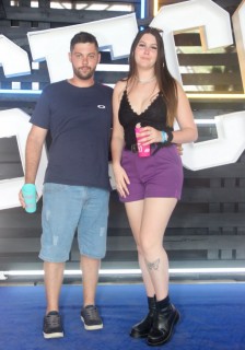 
<a style='margin-left: 5px;' class='btn btn-xs btn-social btn-facebook' href='https://www.facebook.com/sharer/sharer.php?u=https://www.galeramix.com.br/imagem/a129/800-800-90/conteudo/site_galerias/129/img0640.jpg' rel='popup' data-width='500' data-height='400'><i class='fa fa-facebook'></i>Compartilhar <span class='hidden-xs'>no Facebook</span>
</a> 
<a class='btn btn-default btn-xs' target='_blank' href='imagem/a129/800-800-90/conteudo/site_galerias/129/img0640.jpg'>
<span class='glyphicon glyphicon-cloud-download'></span> Salvar
</a>
