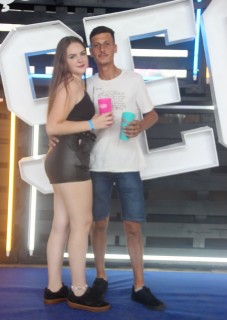 
<a style='margin-left: 5px;' class='btn btn-xs btn-social btn-facebook' href='https://www.facebook.com/sharer/sharer.php?u=https://www.galeramix.com.br/imagem/a129/800-800-90/conteudo/site_galerias/129/img0641.jpg' rel='popup' data-width='500' data-height='400'><i class='fa fa-facebook'></i>Compartilhar <span class='hidden-xs'>no Facebook</span>
</a> 
<a class='btn btn-default btn-xs' target='_blank' href='imagem/a129/800-800-90/conteudo/site_galerias/129/img0641.jpg'>
<span class='glyphicon glyphicon-cloud-download'></span> Salvar
</a>
