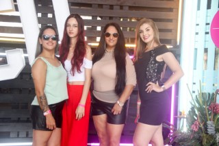 
<a style='margin-left: 5px;' class='btn btn-xs btn-social btn-facebook' href='https://www.facebook.com/sharer/sharer.php?u=https://www.galeramix.com.br/imagem/a129/800-800-90/conteudo/site_galerias/129/img0679.jpg' rel='popup' data-width='500' data-height='400'><i class='fa fa-facebook'></i>Compartilhar <span class='hidden-xs'>no Facebook</span>
</a> 
<a class='btn btn-default btn-xs' target='_blank' href='imagem/a129/800-800-90/conteudo/site_galerias/129/img0679.jpg'>
<span class='glyphicon glyphicon-cloud-download'></span> Salvar
</a>
