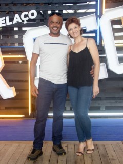 
<a style='margin-left: 5px;' class='btn btn-xs btn-social btn-facebook' href='https://www.facebook.com/sharer/sharer.php?u=https://www.galeramix.com.br/imagem/a129/800-800-90/conteudo/site_galerias/129/img0684.jpg' rel='popup' data-width='500' data-height='400'><i class='fa fa-facebook'></i>Compartilhar <span class='hidden-xs'>no Facebook</span>
</a> 
<a class='btn btn-default btn-xs' target='_blank' href='imagem/a129/800-800-90/conteudo/site_galerias/129/img0684.jpg'>
<span class='glyphicon glyphicon-cloud-download'></span> Salvar
</a>
