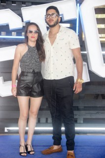 
<a style='margin-left: 5px;' class='btn btn-xs btn-social btn-facebook' href='https://www.facebook.com/sharer/sharer.php?u=https://www.galeramix.com.br/imagem/a129/800-800-90/conteudo/site_galerias/129/img0700.jpg' rel='popup' data-width='500' data-height='400'><i class='fa fa-facebook'></i>Compartilhar <span class='hidden-xs'>no Facebook</span>
</a> 
<a class='btn btn-default btn-xs' target='_blank' href='imagem/a129/800-800-90/conteudo/site_galerias/129/img0700.jpg'>
<span class='glyphicon glyphicon-cloud-download'></span> Salvar
</a>
