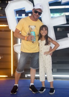 
<a style='margin-left: 5px;' class='btn btn-xs btn-social btn-facebook' href='https://www.facebook.com/sharer/sharer.php?u=https://www.galeramix.com.br/imagem/a129/800-800-90/conteudo/site_galerias/129/img0705.jpg' rel='popup' data-width='500' data-height='400'><i class='fa fa-facebook'></i>Compartilhar <span class='hidden-xs'>no Facebook</span>
</a> 
<a class='btn btn-default btn-xs' target='_blank' href='imagem/a129/800-800-90/conteudo/site_galerias/129/img0705.jpg'>
<span class='glyphicon glyphicon-cloud-download'></span> Salvar
</a>
