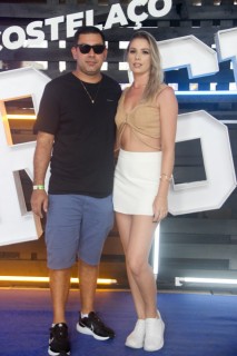 
<a style='margin-left: 5px;' class='btn btn-xs btn-social btn-facebook' href='https://www.facebook.com/sharer/sharer.php?u=https://www.galeramix.com.br/imagem/a129/800-800-90/conteudo/site_galerias/129/img0733.jpg' rel='popup' data-width='500' data-height='400'><i class='fa fa-facebook'></i>Compartilhar <span class='hidden-xs'>no Facebook</span>
</a> 
<a class='btn btn-default btn-xs' target='_blank' href='imagem/a129/800-800-90/conteudo/site_galerias/129/img0733.jpg'>
<span class='glyphicon glyphicon-cloud-download'></span> Salvar
</a>
