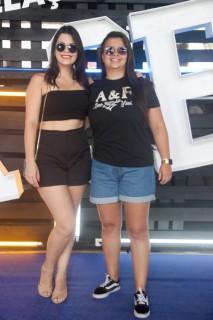 
<a style='margin-left: 5px;' class='btn btn-xs btn-social btn-facebook' href='https://www.facebook.com/sharer/sharer.php?u=https://www.galeramix.com.br/imagem/a129/800-800-90/conteudo/site_galerias/129/img0747.jpg' rel='popup' data-width='500' data-height='400'><i class='fa fa-facebook'></i>Compartilhar <span class='hidden-xs'>no Facebook</span>
</a> 
<a class='btn btn-default btn-xs' target='_blank' href='imagem/a129/800-800-90/conteudo/site_galerias/129/img0747.jpg'>
<span class='glyphicon glyphicon-cloud-download'></span> Salvar
</a>
