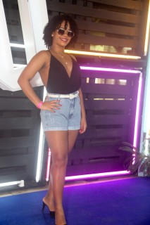 
<a style='margin-left: 5px;' class='btn btn-xs btn-social btn-facebook' href='https://www.facebook.com/sharer/sharer.php?u=https://www.galeramix.com.br/imagem/a129/800-800-90/conteudo/site_galerias/129/img0750.jpg' rel='popup' data-width='500' data-height='400'><i class='fa fa-facebook'></i>Compartilhar <span class='hidden-xs'>no Facebook</span>
</a> 
<a class='btn btn-default btn-xs' target='_blank' href='imagem/a129/800-800-90/conteudo/site_galerias/129/img0750.jpg'>
<span class='glyphicon glyphicon-cloud-download'></span> Salvar
</a>
