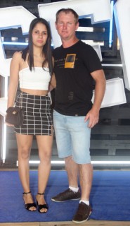 
<a style='margin-left: 5px;' class='btn btn-xs btn-social btn-facebook' href='https://www.facebook.com/sharer/sharer.php?u=https://www.galeramix.com.br/imagem/a129/800-800-90/conteudo/site_galerias/129/img0781.jpg' rel='popup' data-width='500' data-height='400'><i class='fa fa-facebook'></i>Compartilhar <span class='hidden-xs'>no Facebook</span>
</a> 
<a class='btn btn-default btn-xs' target='_blank' href='imagem/a129/800-800-90/conteudo/site_galerias/129/img0781.jpg'>
<span class='glyphicon glyphicon-cloud-download'></span> Salvar
</a>
