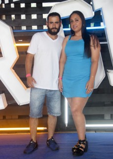 
<a style='margin-left: 5px;' class='btn btn-xs btn-social btn-facebook' href='https://www.facebook.com/sharer/sharer.php?u=https://www.galeramix.com.br/imagem/a129/800-800-90/conteudo/site_galerias/129/img0788.jpg' rel='popup' data-width='500' data-height='400'><i class='fa fa-facebook'></i>Compartilhar <span class='hidden-xs'>no Facebook</span>
</a> 
<a class='btn btn-default btn-xs' target='_blank' href='imagem/a129/800-800-90/conteudo/site_galerias/129/img0788.jpg'>
<span class='glyphicon glyphicon-cloud-download'></span> Salvar
</a>
