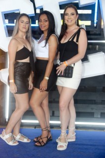 
<a style='margin-left: 5px;' class='btn btn-xs btn-social btn-facebook' href='https://www.facebook.com/sharer/sharer.php?u=https://www.galeramix.com.br/imagem/a129/800-800-90/conteudo/site_galerias/129/img0790.jpg' rel='popup' data-width='500' data-height='400'><i class='fa fa-facebook'></i>Compartilhar <span class='hidden-xs'>no Facebook</span>
</a> 
<a class='btn btn-default btn-xs' target='_blank' href='imagem/a129/800-800-90/conteudo/site_galerias/129/img0790.jpg'>
<span class='glyphicon glyphicon-cloud-download'></span> Salvar
</a>
