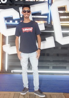 
<a style='margin-left: 5px;' class='btn btn-xs btn-social btn-facebook' href='https://www.facebook.com/sharer/sharer.php?u=https://www.galeramix.com.br/imagem/a129/800-800-90/conteudo/site_galerias/129/img0812.jpg' rel='popup' data-width='500' data-height='400'><i class='fa fa-facebook'></i>Compartilhar <span class='hidden-xs'>no Facebook</span>
</a> 
<a class='btn btn-default btn-xs' target='_blank' href='imagem/a129/800-800-90/conteudo/site_galerias/129/img0812.jpg'>
<span class='glyphicon glyphicon-cloud-download'></span> Salvar
</a>
