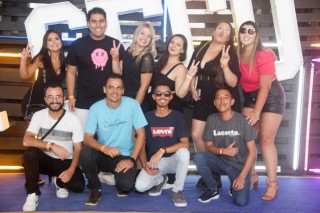 
<a style='margin-left: 5px;' class='btn btn-xs btn-social btn-facebook' href='https://www.facebook.com/sharer/sharer.php?u=https://www.galeramix.com.br/imagem/a129/800-800-90/conteudo/site_galerias/129/img0834.jpg' rel='popup' data-width='500' data-height='400'><i class='fa fa-facebook'></i>Compartilhar <span class='hidden-xs'>no Facebook</span>
</a> 
<a class='btn btn-default btn-xs' target='_blank' href='imagem/a129/800-800-90/conteudo/site_galerias/129/img0834.jpg'>
<span class='glyphicon glyphicon-cloud-download'></span> Salvar
</a>
