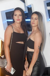 
<a style='margin-left: 5px;' class='btn btn-xs btn-social btn-facebook' href='https://www.facebook.com/sharer/sharer.php?u=https://www.galeramix.com.br/imagem/a129/800-800-90/conteudo/site_galerias/129/img0846.jpg' rel='popup' data-width='500' data-height='400'><i class='fa fa-facebook'></i>Compartilhar <span class='hidden-xs'>no Facebook</span>
</a> 
<a class='btn btn-default btn-xs' target='_blank' href='imagem/a129/800-800-90/conteudo/site_galerias/129/img0846.jpg'>
<span class='glyphicon glyphicon-cloud-download'></span> Salvar
</a>
