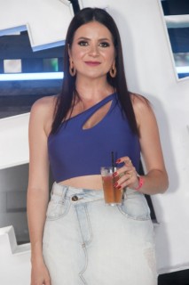 
<a style='margin-left: 5px;' class='btn btn-xs btn-social btn-facebook' href='https://www.facebook.com/sharer/sharer.php?u=https://www.galeramix.com.br/imagem/a129/800-800-90/conteudo/site_galerias/129/img0917.jpg' rel='popup' data-width='500' data-height='400'><i class='fa fa-facebook'></i>Compartilhar <span class='hidden-xs'>no Facebook</span>
</a> 
<a class='btn btn-default btn-xs' target='_blank' href='imagem/a129/800-800-90/conteudo/site_galerias/129/img0917.jpg'>
<span class='glyphicon glyphicon-cloud-download'></span> Salvar
</a>
