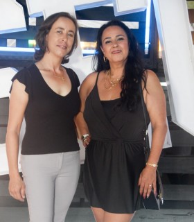 
<a style='margin-left: 5px;' class='btn btn-xs btn-social btn-facebook' href='https://www.facebook.com/sharer/sharer.php?u=https://www.galeramix.com.br/imagem/a129/800-800-90/conteudo/site_galerias/129/img0970.jpg' rel='popup' data-width='500' data-height='400'><i class='fa fa-facebook'></i>Compartilhar <span class='hidden-xs'>no Facebook</span>
</a> 
<a class='btn btn-default btn-xs' target='_blank' href='imagem/a129/800-800-90/conteudo/site_galerias/129/img0970.jpg'>
<span class='glyphicon glyphicon-cloud-download'></span> Salvar
</a>
