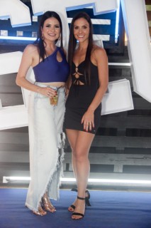 
<a style='margin-left: 5px;' class='btn btn-xs btn-social btn-facebook' href='https://www.facebook.com/sharer/sharer.php?u=https://www.galeramix.com.br/imagem/a129/800-800-90/conteudo/site_galerias/129/img0992.jpg' rel='popup' data-width='500' data-height='400'><i class='fa fa-facebook'></i>Compartilhar <span class='hidden-xs'>no Facebook</span>
</a> 
<a class='btn btn-default btn-xs' target='_blank' href='imagem/a129/800-800-90/conteudo/site_galerias/129/img0992.jpg'>
<span class='glyphicon glyphicon-cloud-download'></span> Salvar
</a>
