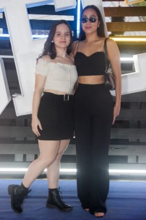 
<a style='margin-left: 5px;' class='btn btn-xs btn-social btn-facebook' href='https://www.facebook.com/sharer/sharer.php?u=https://www.galeramix.com.br/imagem/a129/800-800-90/conteudo/site_galerias/129/img1009.jpg' rel='popup' data-width='500' data-height='400'><i class='fa fa-facebook'></i>Compartilhar <span class='hidden-xs'>no Facebook</span>
</a> 
<a class='btn btn-default btn-xs' target='_blank' href='imagem/a129/800-800-90/conteudo/site_galerias/129/img1009.jpg'>
<span class='glyphicon glyphicon-cloud-download'></span> Salvar
</a>
