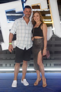 
<a style='margin-left: 5px;' class='btn btn-xs btn-social btn-facebook' href='https://www.facebook.com/sharer/sharer.php?u=https://www.galeramix.com.br/imagem/a129/800-800-90/conteudo/site_galerias/129/img1018.jpg' rel='popup' data-width='500' data-height='400'><i class='fa fa-facebook'></i>Compartilhar <span class='hidden-xs'>no Facebook</span>
</a> 
<a class='btn btn-default btn-xs' target='_blank' href='imagem/a129/800-800-90/conteudo/site_galerias/129/img1018.jpg'>
<span class='glyphicon glyphicon-cloud-download'></span> Salvar
</a>
