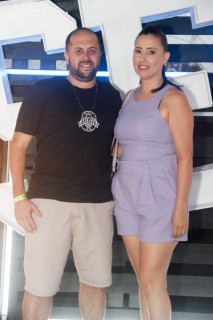 
<a style='margin-left: 5px;' class='btn btn-xs btn-social btn-facebook' href='https://www.facebook.com/sharer/sharer.php?u=https://www.galeramix.com.br/imagem/a129/800-800-90/conteudo/site_galerias/129/img1019.jpg' rel='popup' data-width='500' data-height='400'><i class='fa fa-facebook'></i>Compartilhar <span class='hidden-xs'>no Facebook</span>
</a> 
<a class='btn btn-default btn-xs' target='_blank' href='imagem/a129/800-800-90/conteudo/site_galerias/129/img1019.jpg'>
<span class='glyphicon glyphicon-cloud-download'></span> Salvar
</a>
