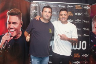 
<a style='margin-left: 5px;' class='btn btn-xs btn-social btn-facebook' href='https://www.facebook.com/sharer/sharer.php?u=https://www.galeramix.com.br/imagem/a129/800-800-90/conteudo/site_galerias/129/img1092.jpg' rel='popup' data-width='500' data-height='400'><i class='fa fa-facebook'></i>Compartilhar <span class='hidden-xs'>no Facebook</span>
</a> 
<a class='btn btn-default btn-xs' target='_blank' href='imagem/a129/800-800-90/conteudo/site_galerias/129/img1092.jpg'>
<span class='glyphicon glyphicon-cloud-download'></span> Salvar
</a>
