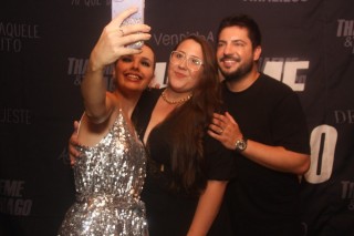 
<a style='margin-left: 5px;' class='btn btn-xs btn-social btn-facebook' href='https://www.facebook.com/sharer/sharer.php?u=https://www.galeramix.com.br/imagem/a129/800-800-90/conteudo/site_galerias/129/img1182.jpg' rel='popup' data-width='500' data-height='400'><i class='fa fa-facebook'></i>Compartilhar <span class='hidden-xs'>no Facebook</span>
</a> 
<a class='btn btn-default btn-xs' target='_blank' href='imagem/a129/800-800-90/conteudo/site_galerias/129/img1182.jpg'>
<span class='glyphicon glyphicon-cloud-download'></span> Salvar
</a>
