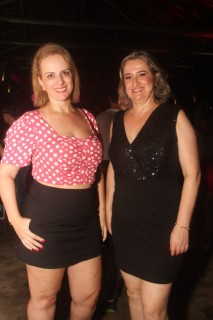 
<a style='margin-left: 5px;' class='btn btn-xs btn-social btn-facebook' href='https://www.facebook.com/sharer/sharer.php?u=https://www.galeramix.com.br/imagem/a129/800-800-90/conteudo/site_galerias/129/img1204.jpg' rel='popup' data-width='500' data-height='400'><i class='fa fa-facebook'></i>Compartilhar <span class='hidden-xs'>no Facebook</span>
</a> 
<a class='btn btn-default btn-xs' target='_blank' href='imagem/a129/800-800-90/conteudo/site_galerias/129/img1204.jpg'>
<span class='glyphicon glyphicon-cloud-download'></span> Salvar
</a>
