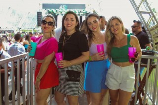 
<a style='margin-left: 5px;' class='btn btn-xs btn-social btn-facebook' href='https://www.facebook.com/sharer/sharer.php?u=https://www.galeramix.com.br/imagem/a132/800-800-90/conteudo/site_galerias/132/15-costelaco-do-jr-seco-37.jpg' rel='popup' data-width='500' data-height='400'><i class='fa fa-facebook'></i>Compartilhar <span class='hidden-xs'>no Facebook</span>
</a> 
<a class='btn btn-default btn-xs' target='_blank' href='imagem/a132/800-800-90/conteudo/site_galerias/132/15-costelaco-do-jr-seco-37.jpg'>
<span class='glyphicon glyphicon-cloud-download'></span> Salvar
</a>
