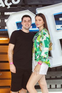 
<a style='margin-left: 5px;' class='btn btn-xs btn-social btn-facebook' href='https://www.facebook.com/sharer/sharer.php?u=https://www.galeramix.com.br/imagem/a132/800-800-90/conteudo/site_galerias/132/15-costelaco-do-jr-seco-48.jpg' rel='popup' data-width='500' data-height='400'><i class='fa fa-facebook'></i>Compartilhar <span class='hidden-xs'>no Facebook</span>
</a> 
<a class='btn btn-default btn-xs' target='_blank' href='imagem/a132/800-800-90/conteudo/site_galerias/132/15-costelaco-do-jr-seco-48.jpg'>
<span class='glyphicon glyphicon-cloud-download'></span> Salvar
</a>
