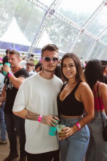 
<a style='margin-left: 5px;' class='btn btn-xs btn-social btn-facebook' href='https://www.facebook.com/sharer/sharer.php?u=https://www.galeramix.com.br/imagem/a132/800-800-90/conteudo/site_galerias/132/15-costelaco-do-jr-seco-51.jpg' rel='popup' data-width='500' data-height='400'><i class='fa fa-facebook'></i>Compartilhar <span class='hidden-xs'>no Facebook</span>
</a> 
<a class='btn btn-default btn-xs' target='_blank' href='imagem/a132/800-800-90/conteudo/site_galerias/132/15-costelaco-do-jr-seco-51.jpg'>
<span class='glyphicon glyphicon-cloud-download'></span> Salvar
</a>
