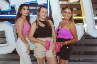 
<a style='margin-left: 5px;' class='btn btn-xs btn-social btn-facebook' href='https://www.facebook.com/sharer/sharer.php?u=https://www.galeramix.com.br/imagem/a132/800-800-90/conteudo/site_galerias/132/15-costelaco-do-jr-seco-81.jpg' rel='popup' data-width='500' data-height='400'><i class='fa fa-facebook'></i>Compartilhar <span class='hidden-xs'>no Facebook</span>
</a> 
<a class='btn btn-default btn-xs' target='_blank' href='imagem/a132/800-800-90/conteudo/site_galerias/132/15-costelaco-do-jr-seco-81.jpg'>
<span class='glyphicon glyphicon-cloud-download'></span> Salvar
</a>
