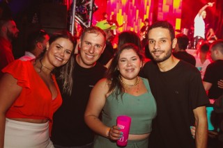 
<a style='margin-left: 5px;' class='btn btn-xs btn-social btn-facebook' href='https://www.facebook.com/sharer/sharer.php?u=https://www.galeramix.com.br/imagem/a132/800-800-90/conteudo/site_galerias/132/15-costelaco-do-junior-seco-12.jpg' rel='popup' data-width='500' data-height='400'><i class='fa fa-facebook'></i>Compartilhar <span class='hidden-xs'>no Facebook</span>
</a> 
<a class='btn btn-default btn-xs' target='_blank' href='imagem/a132/800-800-90/conteudo/site_galerias/132/15-costelaco-do-junior-seco-12.jpg'>
<span class='glyphicon glyphicon-cloud-download'></span> Salvar
</a>
