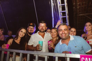 
<a style='margin-left: 5px;' class='btn btn-xs btn-social btn-facebook' href='https://www.facebook.com/sharer/sharer.php?u=https://www.galeramix.com.br/imagem/a132/800-800-90/conteudo/site_galerias/132/15-costelaco-do-junior-seco-15.jpg' rel='popup' data-width='500' data-height='400'><i class='fa fa-facebook'></i>Compartilhar <span class='hidden-xs'>no Facebook</span>
</a> 
<a class='btn btn-default btn-xs' target='_blank' href='imagem/a132/800-800-90/conteudo/site_galerias/132/15-costelaco-do-junior-seco-15.jpg'>
<span class='glyphicon glyphicon-cloud-download'></span> Salvar
</a>
