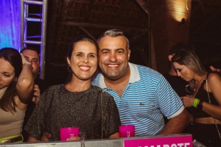 
<a style='margin-left: 5px;' class='btn btn-xs btn-social btn-facebook' href='https://www.facebook.com/sharer/sharer.php?u=https://www.galeramix.com.br/imagem/a132/800-800-90/conteudo/site_galerias/132/15-costelaco-do-junior-seco-17.jpg' rel='popup' data-width='500' data-height='400'><i class='fa fa-facebook'></i>Compartilhar <span class='hidden-xs'>no Facebook</span>
</a> 
<a class='btn btn-default btn-xs' target='_blank' href='imagem/a132/800-800-90/conteudo/site_galerias/132/15-costelaco-do-junior-seco-17.jpg'>
<span class='glyphicon glyphicon-cloud-download'></span> Salvar
</a>
