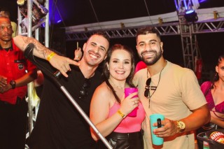 
<a style='margin-left: 5px;' class='btn btn-xs btn-social btn-facebook' href='https://www.facebook.com/sharer/sharer.php?u=https://www.galeramix.com.br/imagem/a132/800-800-90/conteudo/site_galerias/132/15-costelaco-do-junior-seco-25.jpg' rel='popup' data-width='500' data-height='400'><i class='fa fa-facebook'></i>Compartilhar <span class='hidden-xs'>no Facebook</span>
</a> 
<a class='btn btn-default btn-xs' target='_blank' href='imagem/a132/800-800-90/conteudo/site_galerias/132/15-costelaco-do-junior-seco-25.jpg'>
<span class='glyphicon glyphicon-cloud-download'></span> Salvar
</a>
