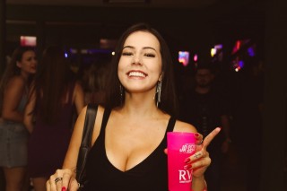 
<a style='margin-left: 5px;' class='btn btn-xs btn-social btn-facebook' href='https://www.facebook.com/sharer/sharer.php?u=https://www.galeramix.com.br/imagem/a132/800-800-90/conteudo/site_galerias/132/15-costelaco-do-junior-seco-3.jpg' rel='popup' data-width='500' data-height='400'><i class='fa fa-facebook'></i>Compartilhar <span class='hidden-xs'>no Facebook</span>
</a> 
<a class='btn btn-default btn-xs' target='_blank' href='imagem/a132/800-800-90/conteudo/site_galerias/132/15-costelaco-do-junior-seco-3.jpg'>
<span class='glyphicon glyphicon-cloud-download'></span> Salvar
</a>
