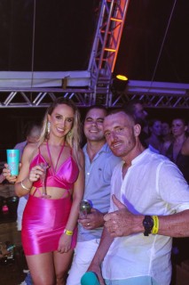 
<a style='margin-left: 5px;' class='btn btn-xs btn-social btn-facebook' href='https://www.facebook.com/sharer/sharer.php?u=https://www.galeramix.com.br/imagem/a132/800-800-90/conteudo/site_galerias/132/15-costelaco-do-junior-seco-56.jpg' rel='popup' data-width='500' data-height='400'><i class='fa fa-facebook'></i>Compartilhar <span class='hidden-xs'>no Facebook</span>
</a> 
<a class='btn btn-default btn-xs' target='_blank' href='imagem/a132/800-800-90/conteudo/site_galerias/132/15-costelaco-do-junior-seco-56.jpg'>
<span class='glyphicon glyphicon-cloud-download'></span> Salvar
</a>
