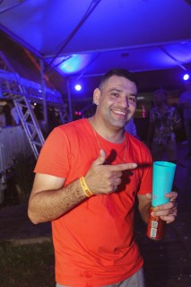 
<a style='margin-left: 5px;' class='btn btn-xs btn-social btn-facebook' href='https://www.facebook.com/sharer/sharer.php?u=https://www.galeramix.com.br/imagem/a132/800-800-90/conteudo/site_galerias/132/15-costelaco-do-junior-seco-63.jpg' rel='popup' data-width='500' data-height='400'><i class='fa fa-facebook'></i>Compartilhar <span class='hidden-xs'>no Facebook</span>
</a> 
<a class='btn btn-default btn-xs' target='_blank' href='imagem/a132/800-800-90/conteudo/site_galerias/132/15-costelaco-do-junior-seco-63.jpg'>
<span class='glyphicon glyphicon-cloud-download'></span> Salvar
</a>
