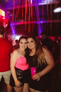 
<a style='margin-left: 5px;' class='btn btn-xs btn-social btn-facebook' href='https://www.facebook.com/sharer/sharer.php?u=https://www.galeramix.com.br/imagem/a132/800-800-90/conteudo/site_galerias/132/15-costelaco-do-junior-seco-7.jpg' rel='popup' data-width='500' data-height='400'><i class='fa fa-facebook'></i>Compartilhar <span class='hidden-xs'>no Facebook</span>
</a> 
<a class='btn btn-default btn-xs' target='_blank' href='imagem/a132/800-800-90/conteudo/site_galerias/132/15-costelaco-do-junior-seco-7.jpg'>
<span class='glyphicon glyphicon-cloud-download'></span> Salvar
</a>
