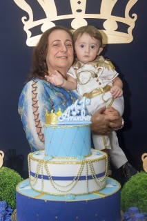 
<a style='margin-left: 5px;' class='btn btn-xs btn-social btn-facebook' href='https://www.facebook.com/sharer/sharer.php?u=https://www.galeramix.com.br/imagem/a14/800-800-90/conteudo/site_galerias/14/primeiro-aninho-pietro-33.jpg' rel='popup' data-width='500' data-height='400'><i class='fa fa-facebook'></i>Compartilhar <span class='hidden-xs'>no Facebook</span>
</a> 
<a class='btn btn-default btn-xs' target='_blank' href='imagem/a14/800-800-90/conteudo/site_galerias/14/primeiro-aninho-pietro-33.jpg'>
<span class='glyphicon glyphicon-cloud-download'></span> Salvar
</a>
