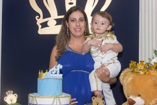 
<a style='margin-left: 5px;' class='btn btn-xs btn-social btn-facebook' href='https://www.facebook.com/sharer/sharer.php?u=https://www.galeramix.com.br/imagem/a14/800-800-90/conteudo/site_galerias/14/primeiro-aninho-pietro-51.jpg' rel='popup' data-width='500' data-height='400'><i class='fa fa-facebook'></i>Compartilhar <span class='hidden-xs'>no Facebook</span>
</a> 
<a class='btn btn-default btn-xs' target='_blank' href='imagem/a14/800-800-90/conteudo/site_galerias/14/primeiro-aninho-pietro-51.jpg'>
<span class='glyphicon glyphicon-cloud-download'></span> Salvar
</a>
