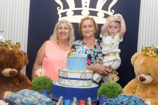 
<a style='margin-left: 5px;' class='btn btn-xs btn-social btn-facebook' href='https://www.facebook.com/sharer/sharer.php?u=https://www.galeramix.com.br/imagem/a14/800-800-90/conteudo/site_galerias/14/primeiro-aninho-pietro-68.jpg' rel='popup' data-width='500' data-height='400'><i class='fa fa-facebook'></i>Compartilhar <span class='hidden-xs'>no Facebook</span>
</a> 
<a class='btn btn-default btn-xs' target='_blank' href='imagem/a14/800-800-90/conteudo/site_galerias/14/primeiro-aninho-pietro-68.jpg'>
<span class='glyphicon glyphicon-cloud-download'></span> Salvar
</a>
