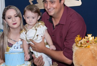 
<a style='margin-left: 5px;' class='btn btn-xs btn-social btn-facebook' href='https://www.facebook.com/sharer/sharer.php?u=https://www.galeramix.com.br/imagem/a14/800-800-90/conteudo/site_galerias/14/primeiro-aninho-pietro-7.jpg' rel='popup' data-width='500' data-height='400'><i class='fa fa-facebook'></i>Compartilhar <span class='hidden-xs'>no Facebook</span>
</a> 
<a class='btn btn-default btn-xs' target='_blank' href='imagem/a14/800-800-90/conteudo/site_galerias/14/primeiro-aninho-pietro-7.jpg'>
<span class='glyphicon glyphicon-cloud-download'></span> Salvar
</a>
