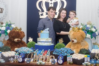 
<a style='margin-left: 5px;' class='btn btn-xs btn-social btn-facebook' href='https://www.facebook.com/sharer/sharer.php?u=https://www.galeramix.com.br/imagem/a14/800-800-90/conteudo/site_galerias/14/primeiro-aninho-pietro-74.jpg' rel='popup' data-width='500' data-height='400'><i class='fa fa-facebook'></i>Compartilhar <span class='hidden-xs'>no Facebook</span>
</a> 
<a class='btn btn-default btn-xs' target='_blank' href='imagem/a14/800-800-90/conteudo/site_galerias/14/primeiro-aninho-pietro-74.jpg'>
<span class='glyphicon glyphicon-cloud-download'></span> Salvar
</a>
