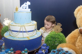 
<a style='margin-left: 5px;' class='btn btn-xs btn-social btn-facebook' href='https://www.facebook.com/sharer/sharer.php?u=https://www.galeramix.com.br/imagem/a14/800-800-90/conteudo/site_galerias/14/primeiro-aninho-pietro-91.jpg' rel='popup' data-width='500' data-height='400'><i class='fa fa-facebook'></i>Compartilhar <span class='hidden-xs'>no Facebook</span>
</a> 
<a class='btn btn-default btn-xs' target='_blank' href='imagem/a14/800-800-90/conteudo/site_galerias/14/primeiro-aninho-pietro-91.jpg'>
<span class='glyphicon glyphicon-cloud-download'></span> Salvar
</a>
