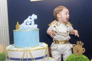 
<a style='margin-left: 5px;' class='btn btn-xs btn-social btn-facebook' href='https://www.facebook.com/sharer/sharer.php?u=https://www.galeramix.com.br/imagem/a14/800-800-90/conteudo/site_galerias/14/primeiro-aninho-pietro-98.jpg' rel='popup' data-width='500' data-height='400'><i class='fa fa-facebook'></i>Compartilhar <span class='hidden-xs'>no Facebook</span>
</a> 
<a class='btn btn-default btn-xs' target='_blank' href='imagem/a14/800-800-90/conteudo/site_galerias/14/primeiro-aninho-pietro-98.jpg'>
<span class='glyphicon glyphicon-cloud-download'></span> Salvar
</a>
