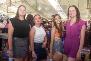 
<a style='margin-left: 5px;' class='btn btn-xs btn-social btn-facebook' href='https://www.facebook.com/sharer/sharer.php?u=https://www.galeramix.com.br/imagem/a151/800-800-90/conteudo/site_galerias/151/img6362.jpg' rel='popup' data-width='500' data-height='400'><i class='fa fa-facebook'></i>Compartilhar <span class='hidden-xs'>no Facebook</span>
</a> 
<a class='btn btn-default btn-xs' target='_blank' href='imagem/a151/800-800-90/conteudo/site_galerias/151/img6362.jpg'>
<span class='glyphicon glyphicon-cloud-download'></span> Salvar
</a>
