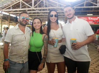 
<a style='margin-left: 5px;' class='btn btn-xs btn-social btn-facebook' href='https://www.facebook.com/sharer/sharer.php?u=https://www.galeramix.com.br/imagem/a151/800-800-90/conteudo/site_galerias/151/img6369.jpg' rel='popup' data-width='500' data-height='400'><i class='fa fa-facebook'></i>Compartilhar <span class='hidden-xs'>no Facebook</span>
</a> 
<a class='btn btn-default btn-xs' target='_blank' href='imagem/a151/800-800-90/conteudo/site_galerias/151/img6369.jpg'>
<span class='glyphicon glyphicon-cloud-download'></span> Salvar
</a>
