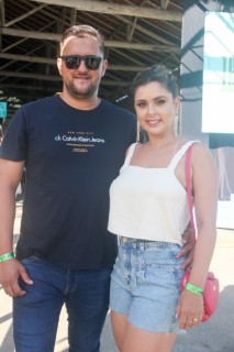 
<a style='margin-left: 5px;' class='btn btn-xs btn-social btn-facebook' href='https://www.facebook.com/sharer/sharer.php?u=https://www.galeramix.com.br/imagem/a151/800-800-90/conteudo/site_galerias/151/img6386.jpg' rel='popup' data-width='500' data-height='400'><i class='fa fa-facebook'></i>Compartilhar <span class='hidden-xs'>no Facebook</span>
</a> 
<a class='btn btn-default btn-xs' target='_blank' href='imagem/a151/800-800-90/conteudo/site_galerias/151/img6386.jpg'>
<span class='glyphicon glyphicon-cloud-download'></span> Salvar
</a>
